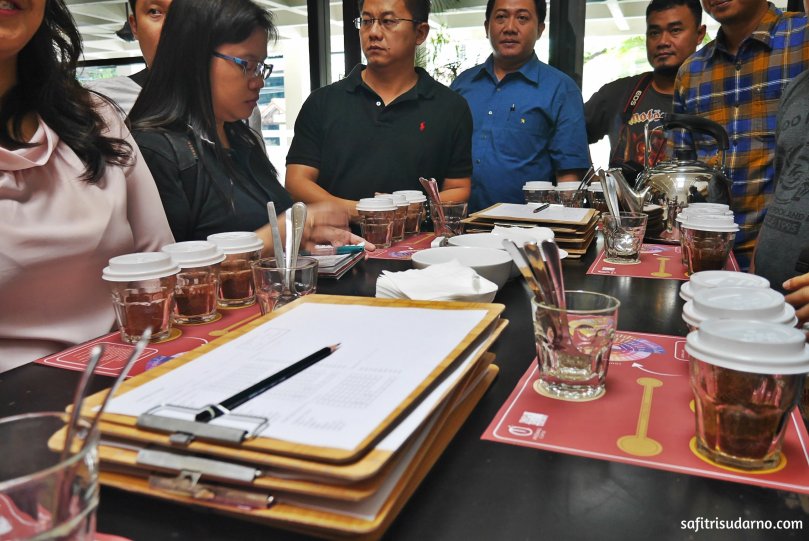 Peserta coffee tasting