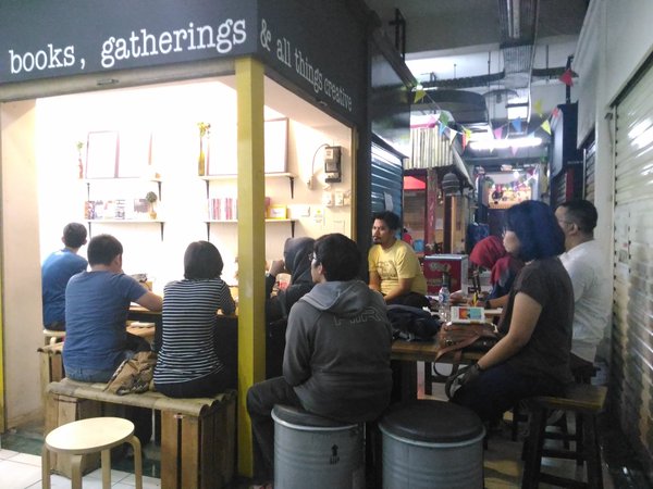 Post Santa Pasar Santa